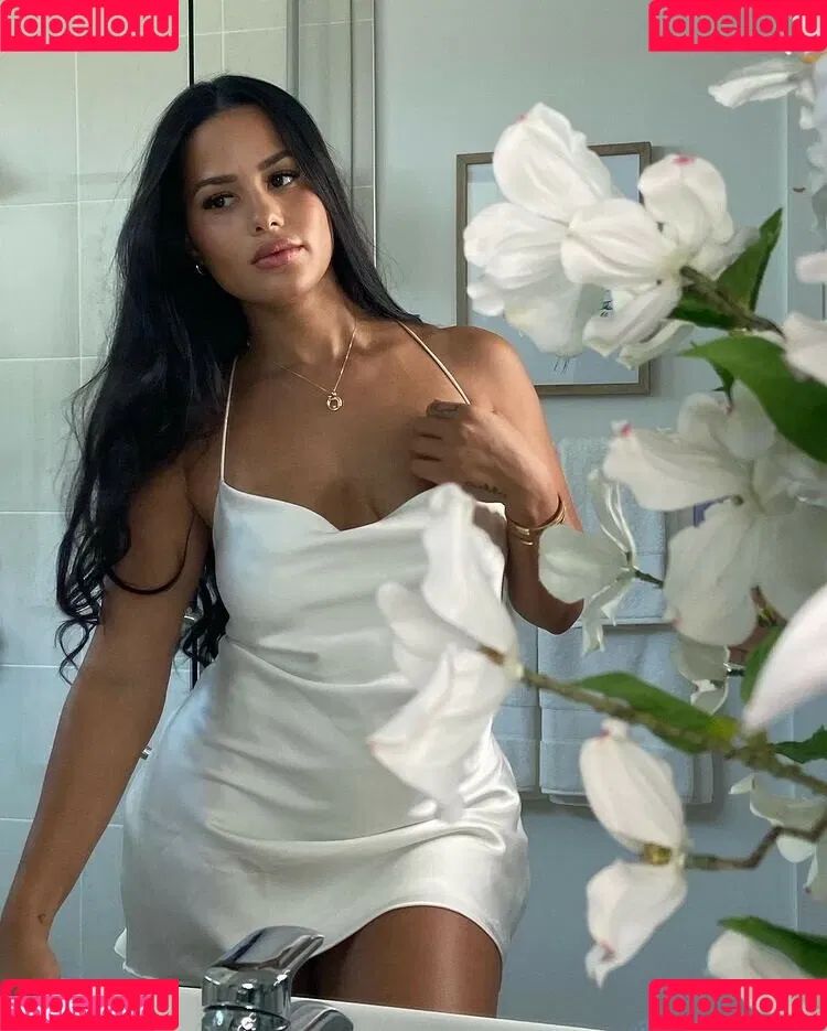 Katya Elise Henry Onlyfans Photo Gallery 