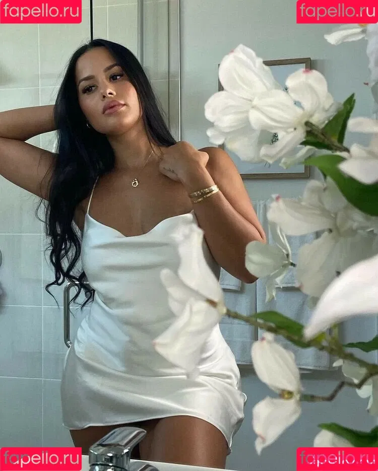 Katya Elise Henry Onlyfans Photo Gallery 