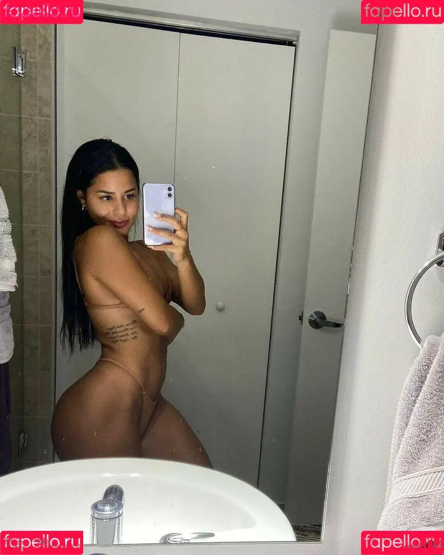 Katya Elise Henry Onlyfans Photo Gallery 