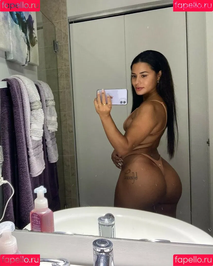 Katya Elise Henry Onlyfans Photo Gallery 