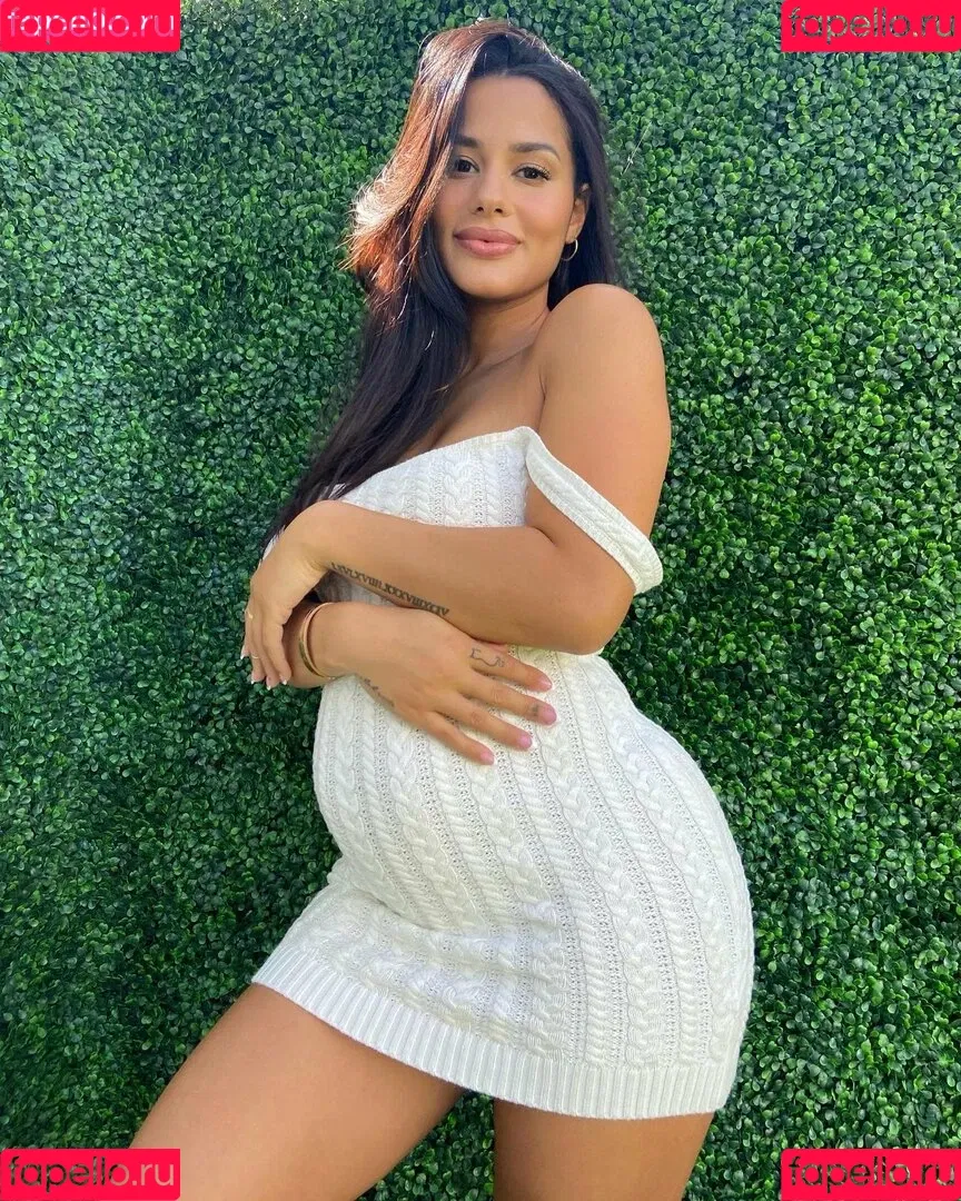 Katya Elise Henry Onlyfans Photo Gallery 