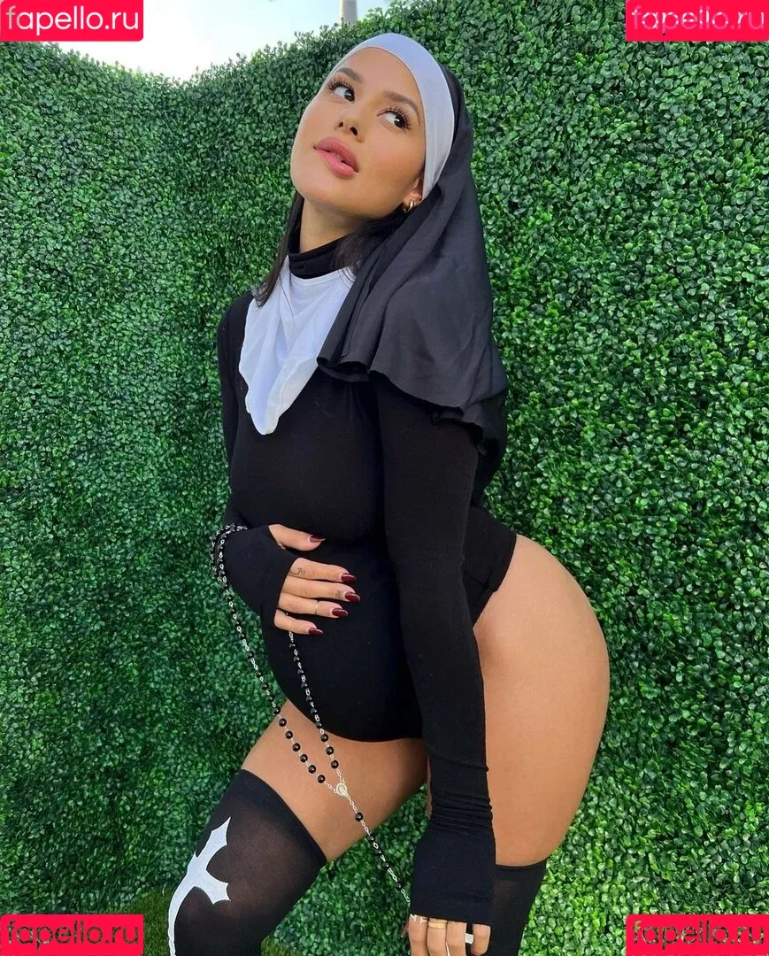 Katya Elise Henry Onlyfans Photo Gallery 