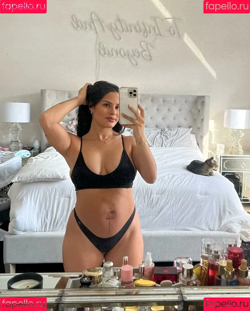 Katya Elise Henry Onlyfans Photo Gallery 