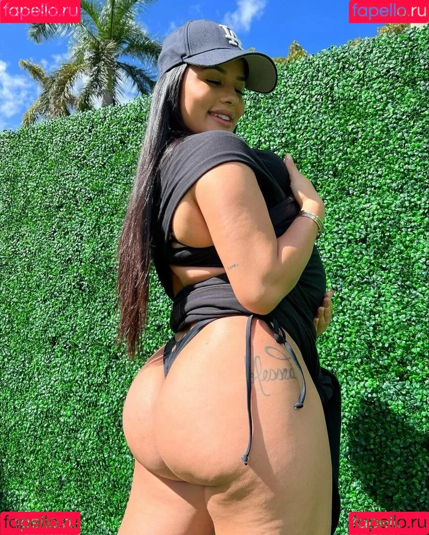 Katya Elise Henry Onlyfans Photo Gallery 