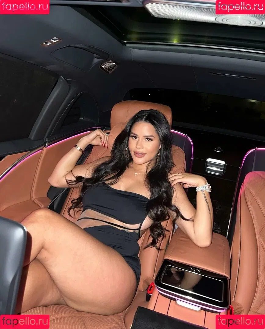 Katya Elise Henry Onlyfans Photo Gallery 