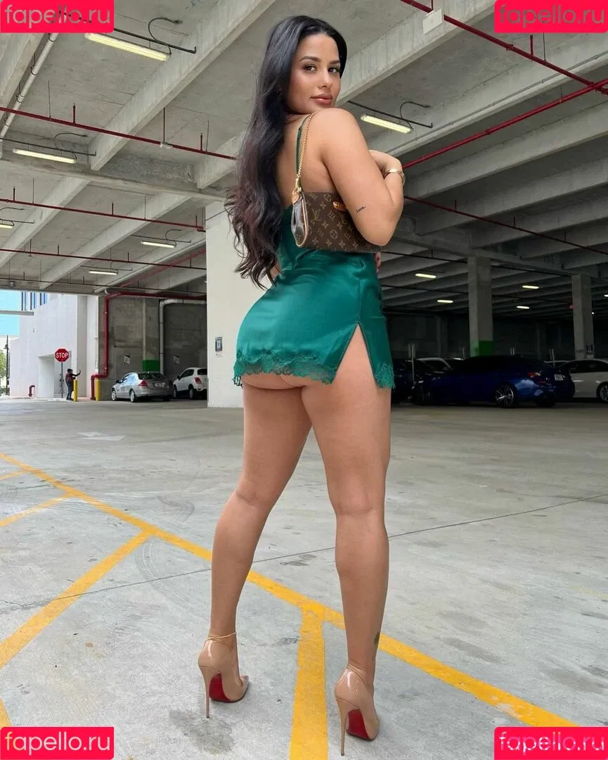 Katya Elise Henry Onlyfans Photo Gallery 