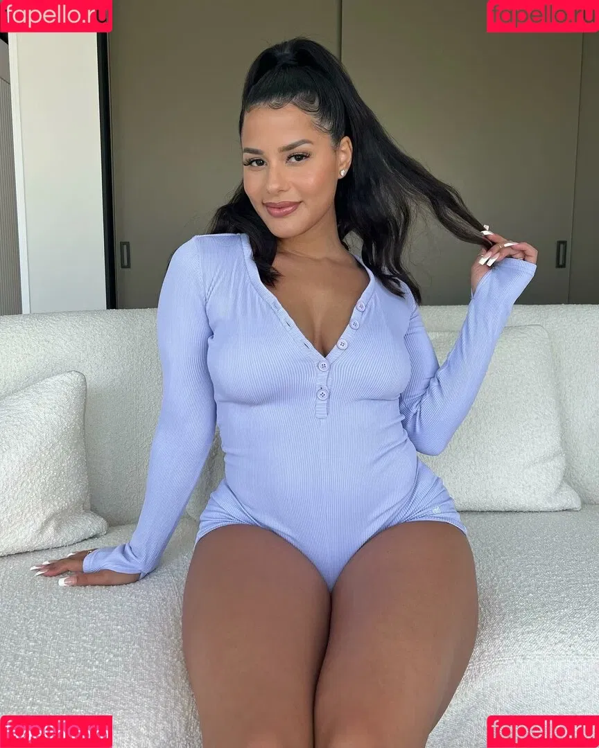 Katya Elise Henry Onlyfans Photo Gallery 