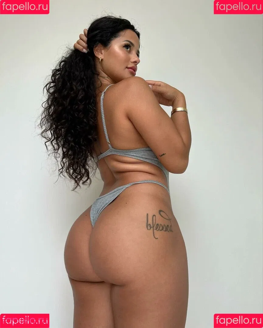 Katya Elise Henry Onlyfans Photo Gallery 
