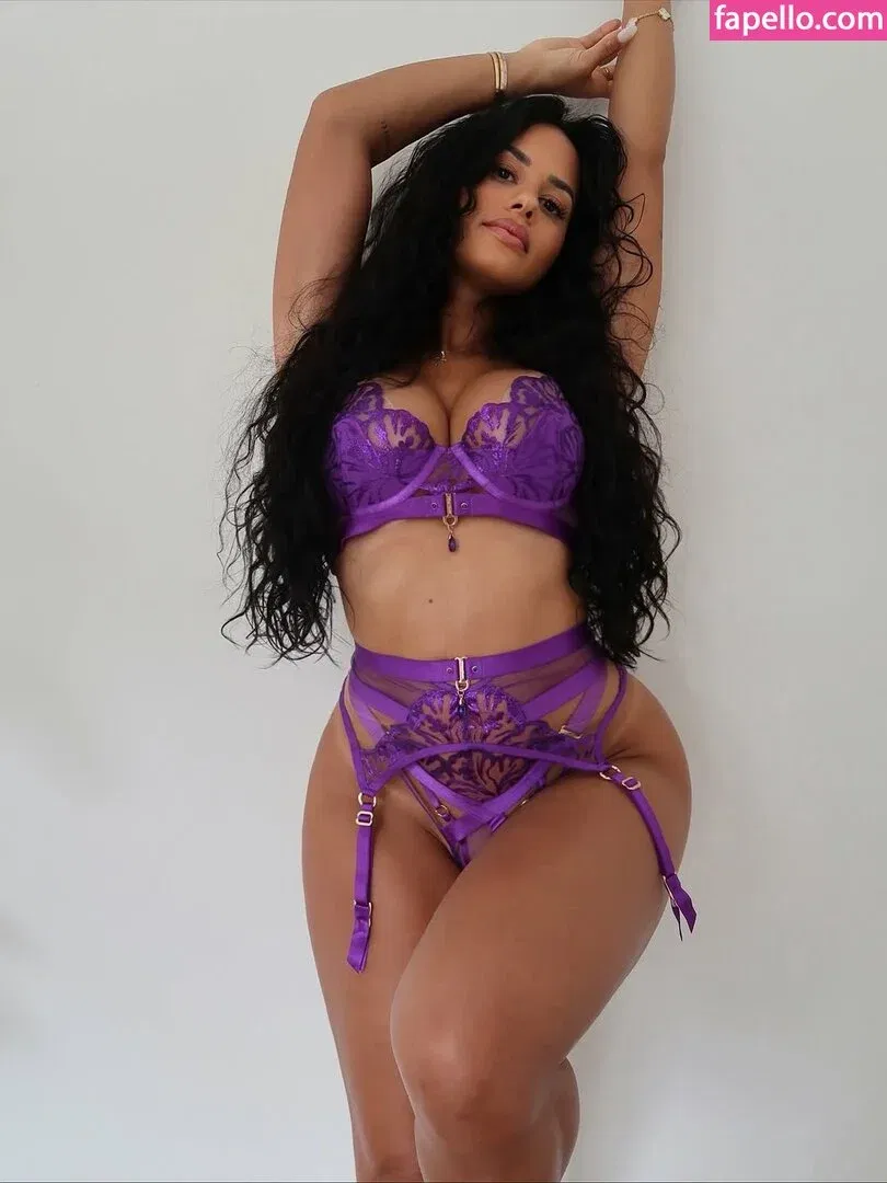 Katya Elise Henry Onlyfans Photo Gallery 