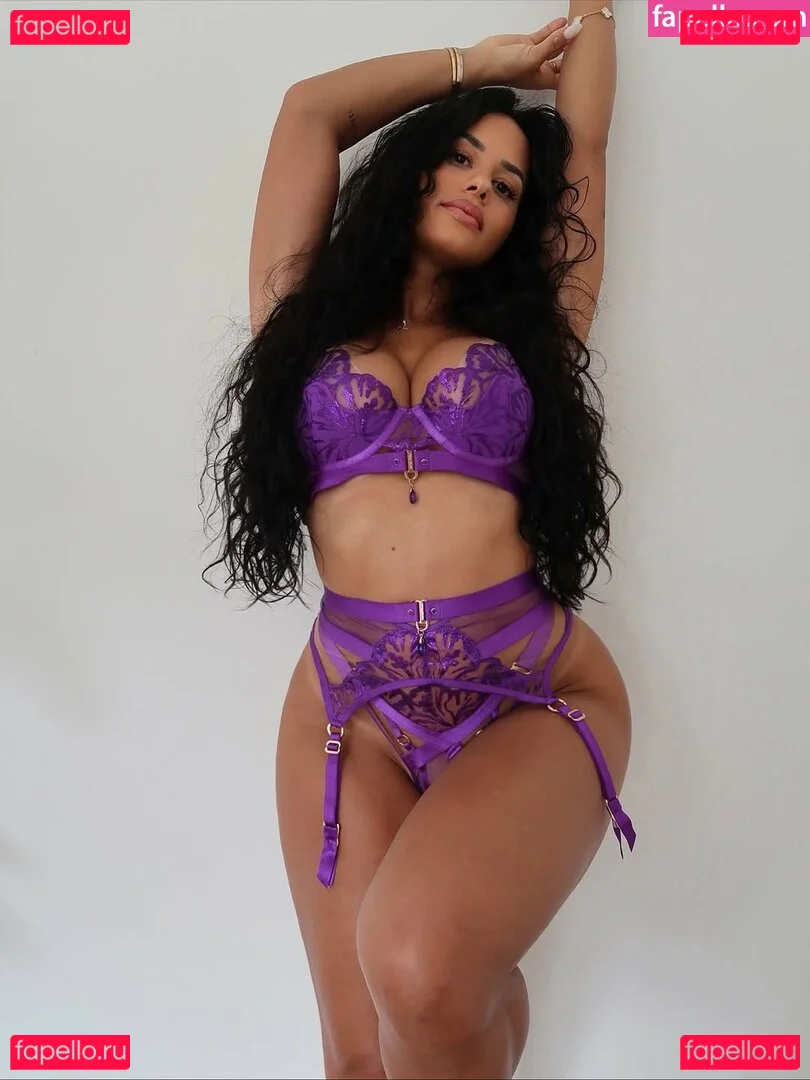 Katya Elise Henry Onlyfans Photo Gallery 