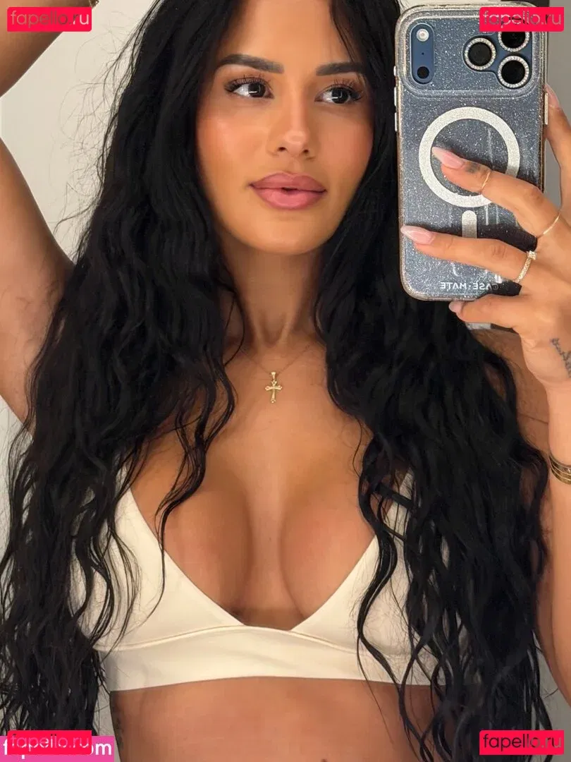 Katya Elise Henry Onlyfans Photo Gallery 