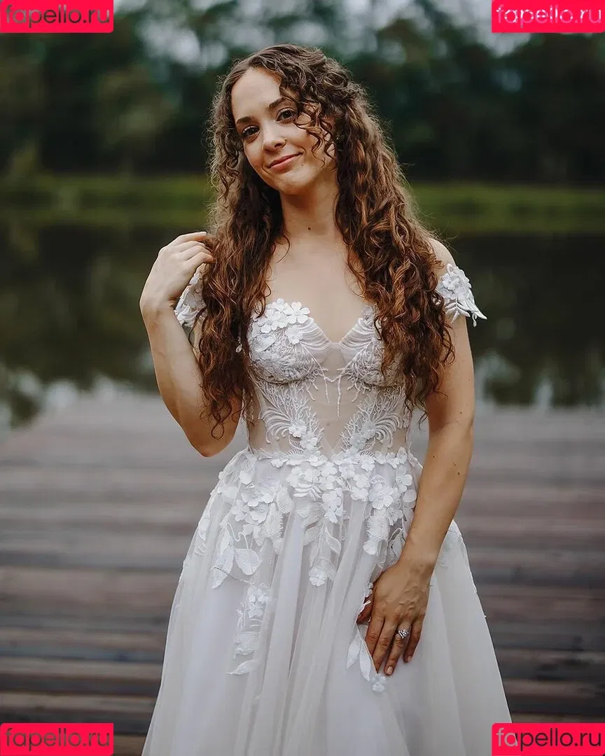 Natalie Gold Onlyfans Photo Gallery 