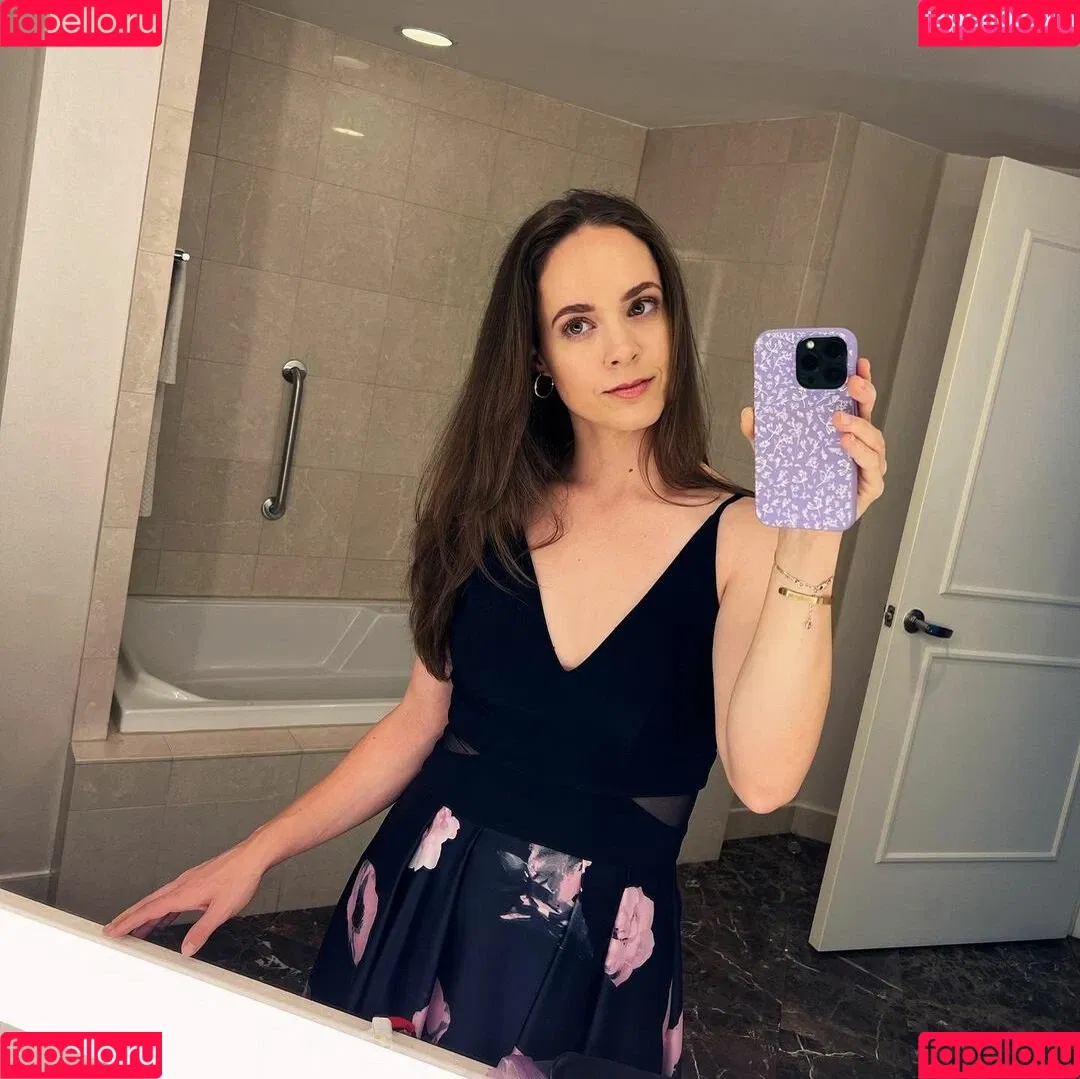Natalie Gold Onlyfans Photo Gallery 