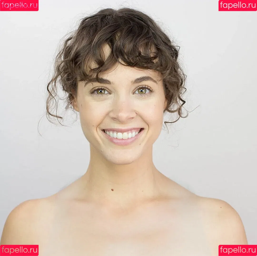 Natalie Gold Onlyfans Photo Gallery 