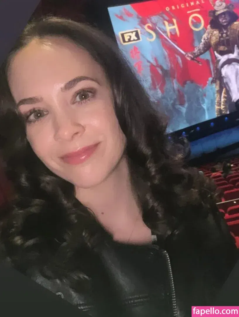 Natalie Gold Onlyfans Photo Gallery 