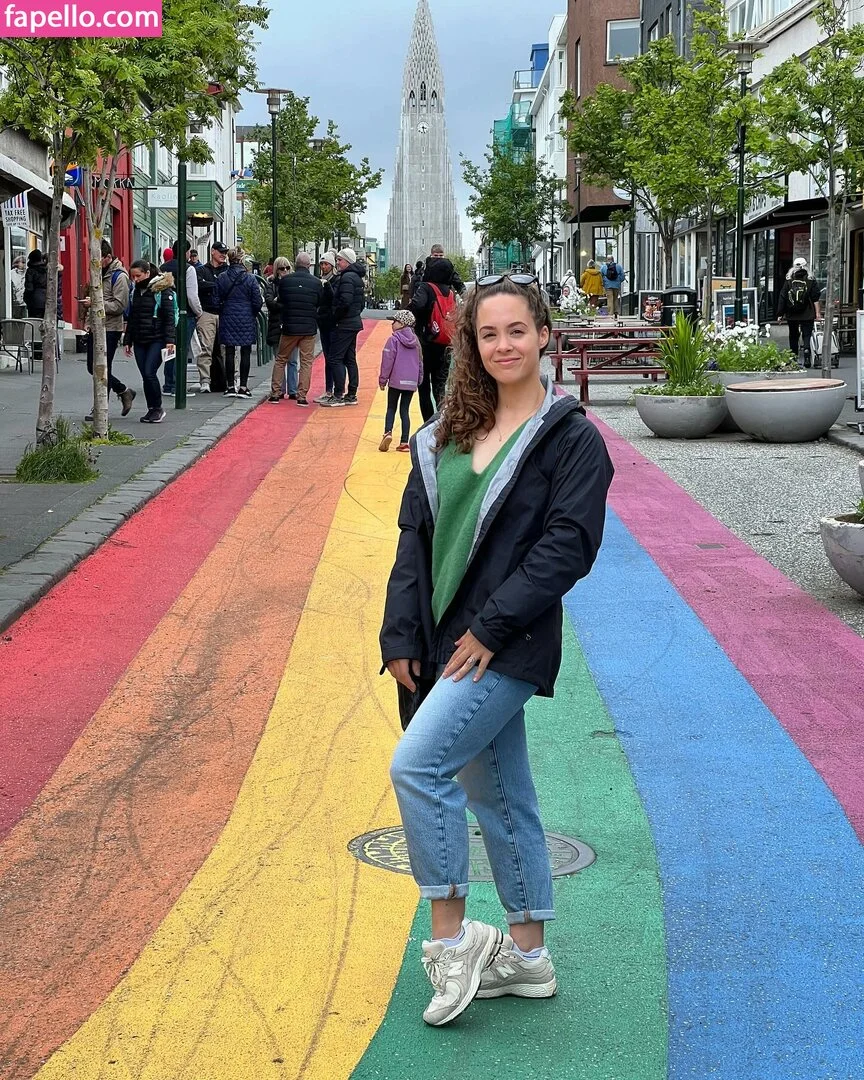 Natalie Gold Onlyfans Photo Gallery 