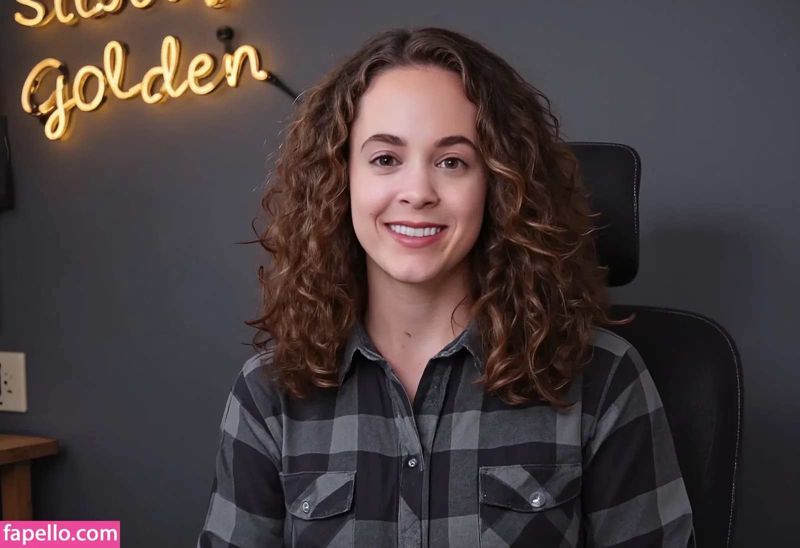 Natalie Gold Onlyfans Photo Gallery 