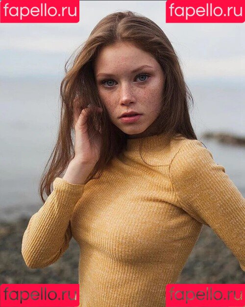 Lily-Ana Alexander Onlyfans Photo Gallery 