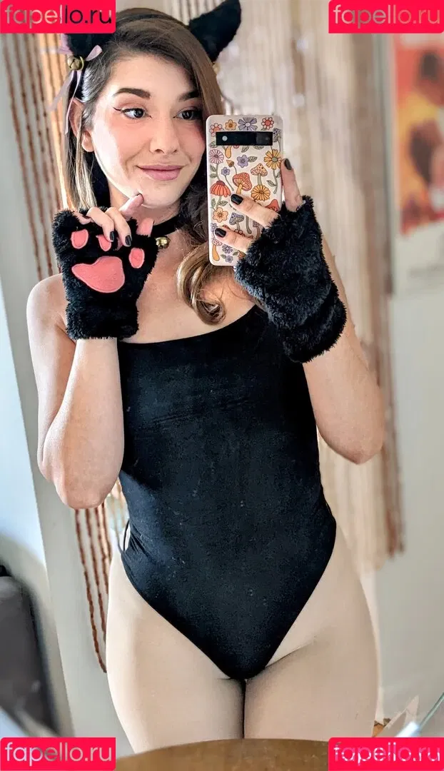 InvaderVie Onlyfans Photo Gallery 