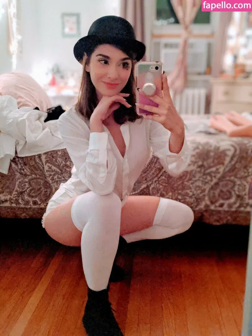 InvaderVie Onlyfans Photo Gallery 