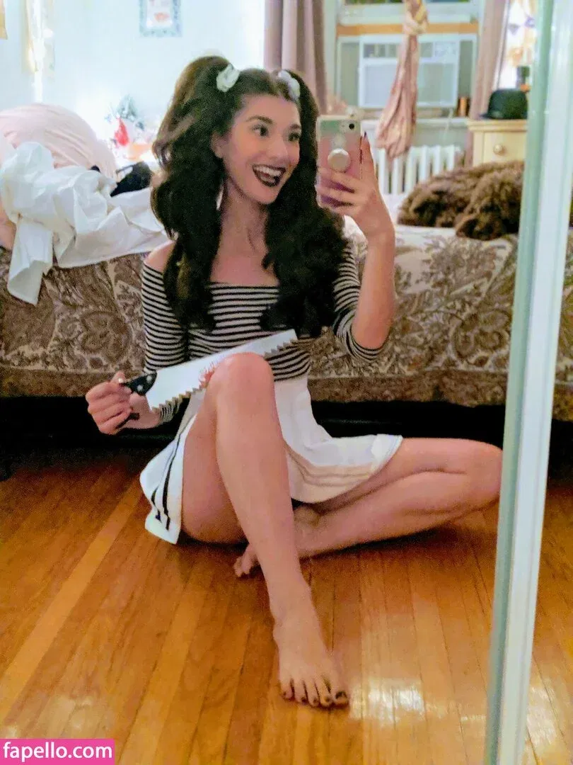 InvaderVie Onlyfans Photo Gallery 