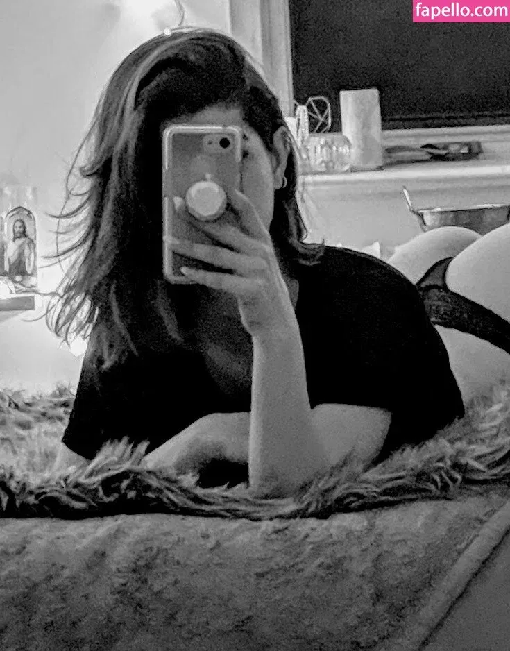 InvaderVie Onlyfans Photo Gallery 