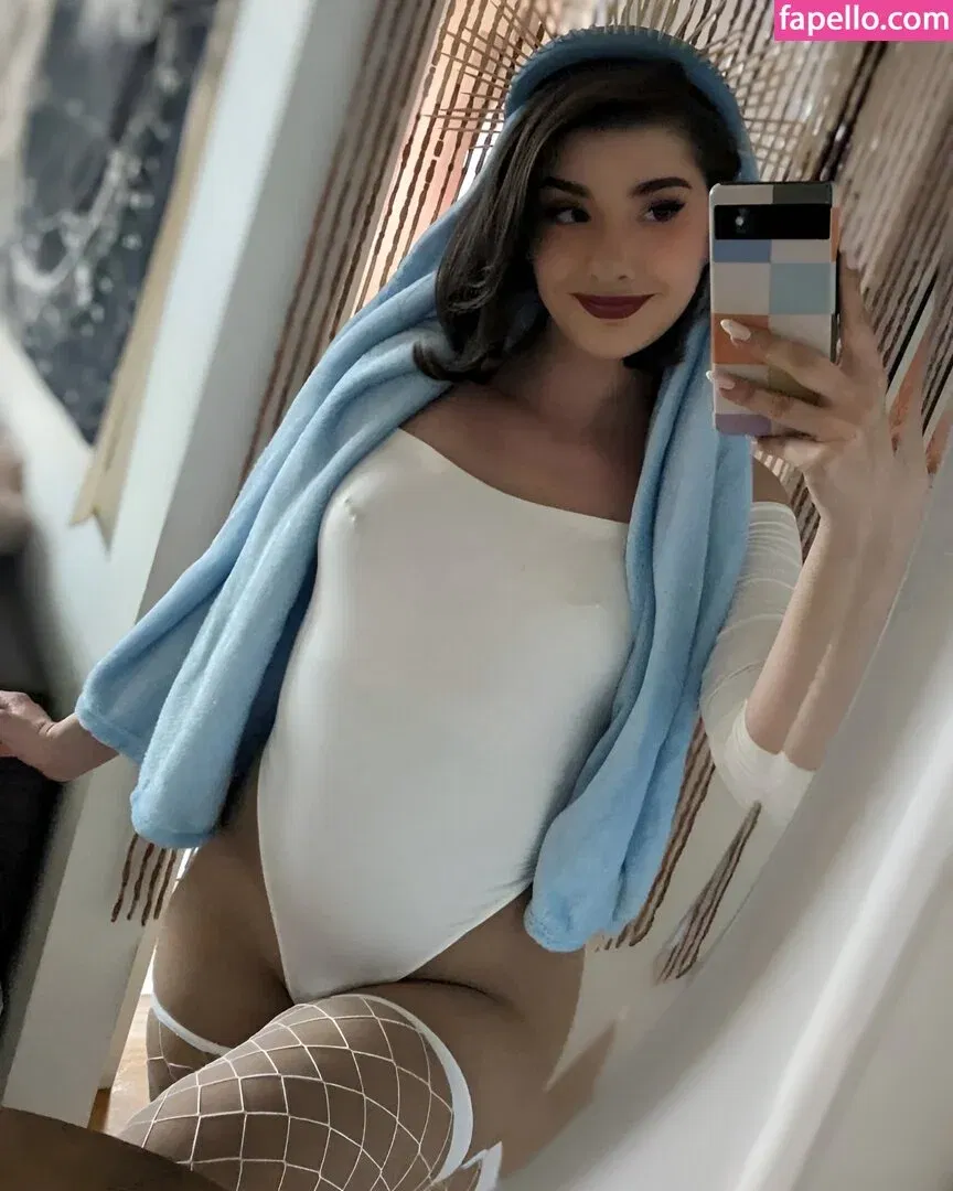 InvaderVie Onlyfans Photo Gallery 