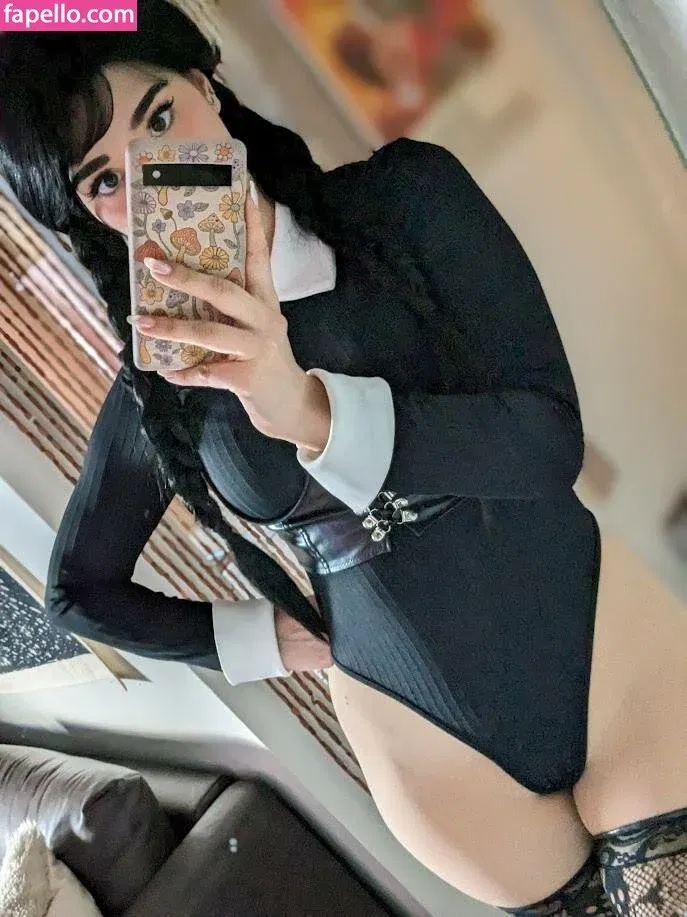 InvaderVie Onlyfans Photo Gallery 