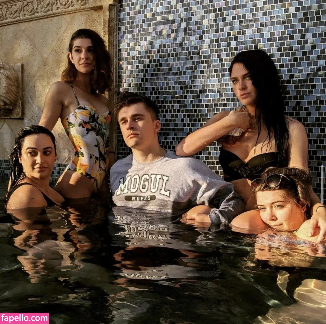 InvaderVie Onlyfans Photo Gallery 