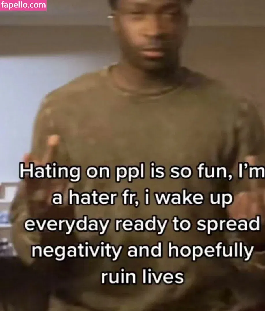 InvaderVie Onlyfans Photo Gallery 