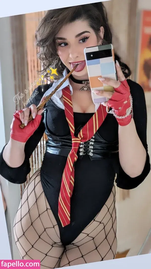 InvaderVie Onlyfans Photo Gallery 