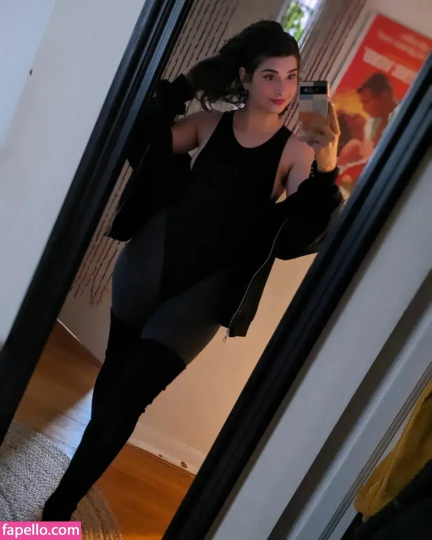 InvaderVie Onlyfans Photo Gallery 