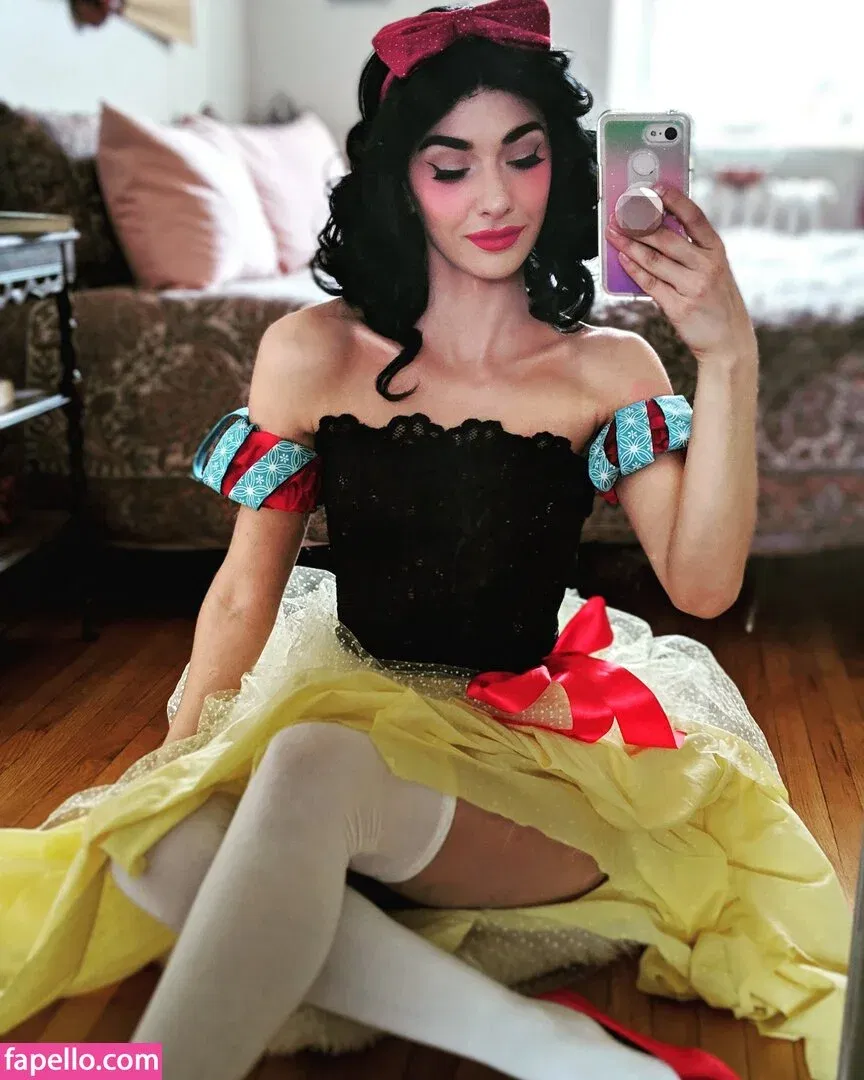 InvaderVie Onlyfans Photo Gallery 