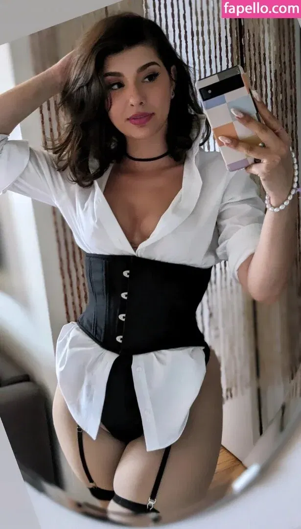 InvaderVie Onlyfans Photo Gallery 