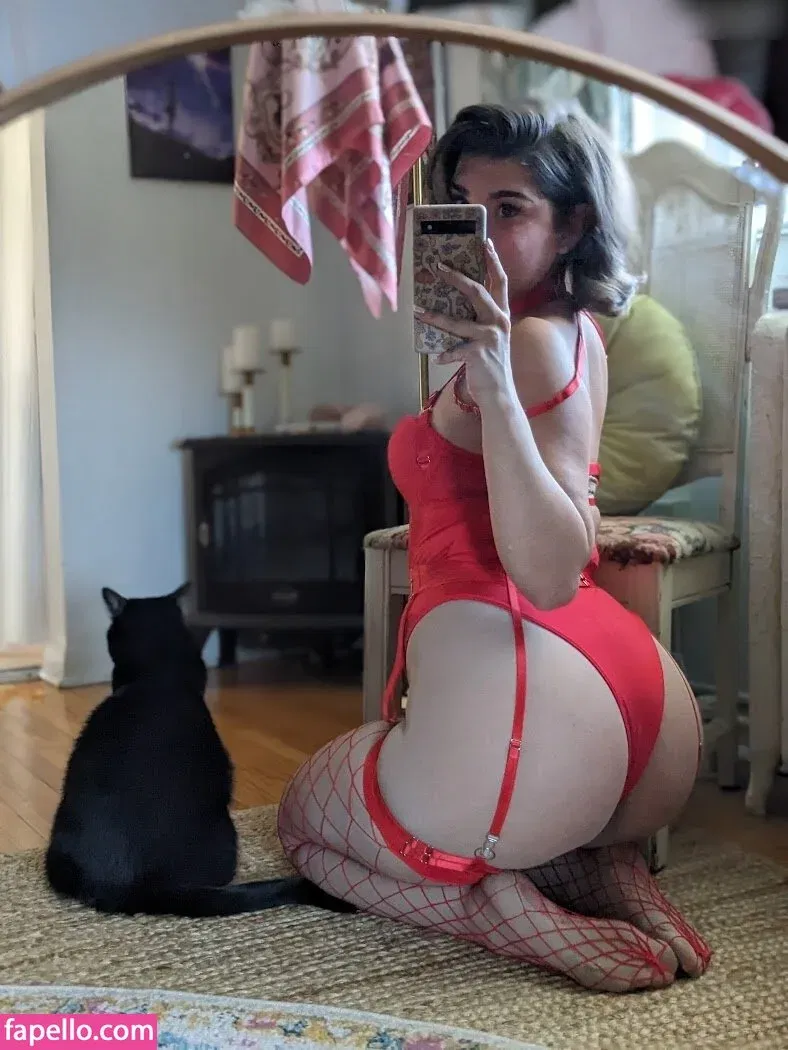 InvaderVie Onlyfans Photo Gallery 