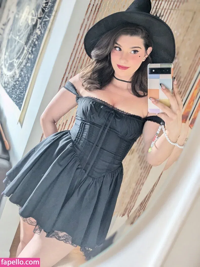 InvaderVie Onlyfans Photo Gallery 