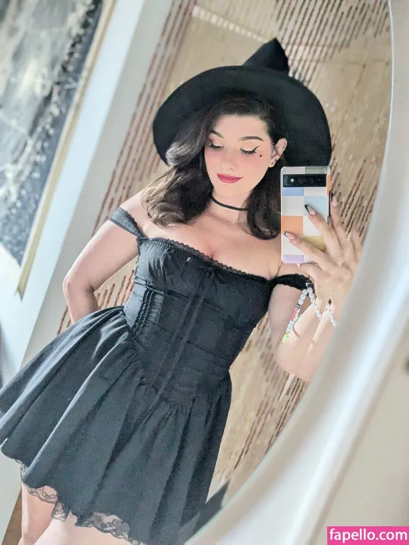 InvaderVie Onlyfans Photo Gallery 