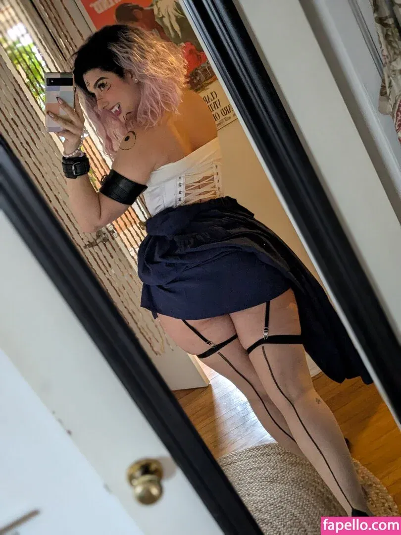 InvaderVie Onlyfans Photo Gallery 