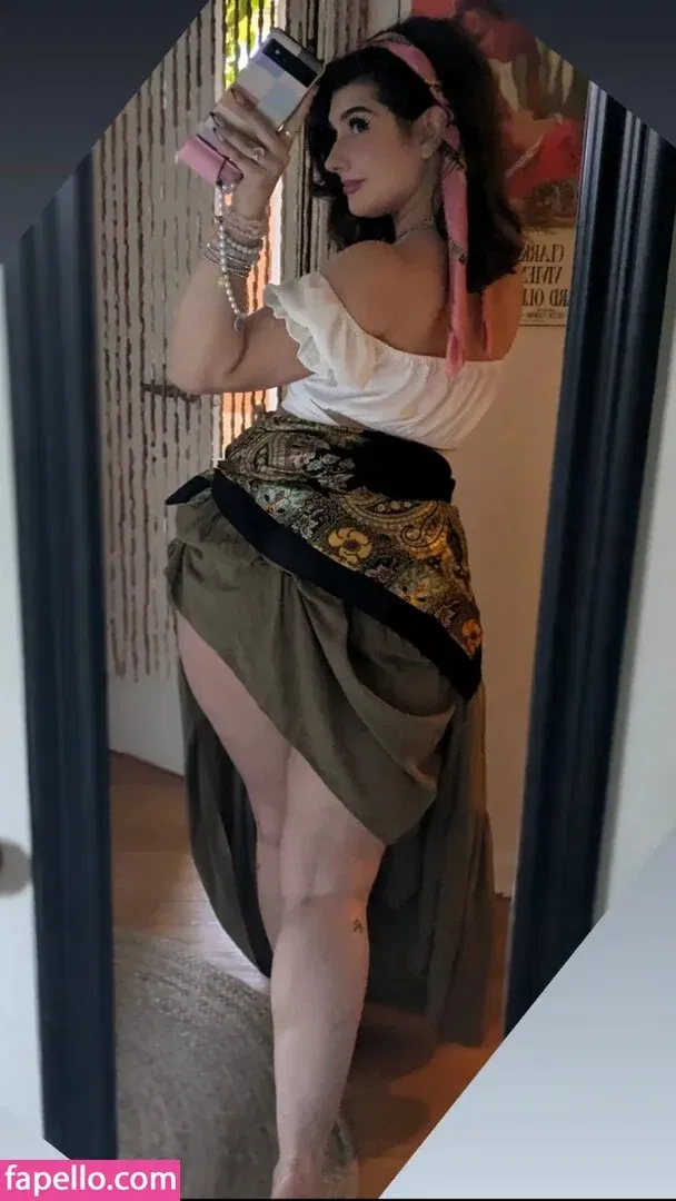 InvaderVie Onlyfans Photo Gallery 