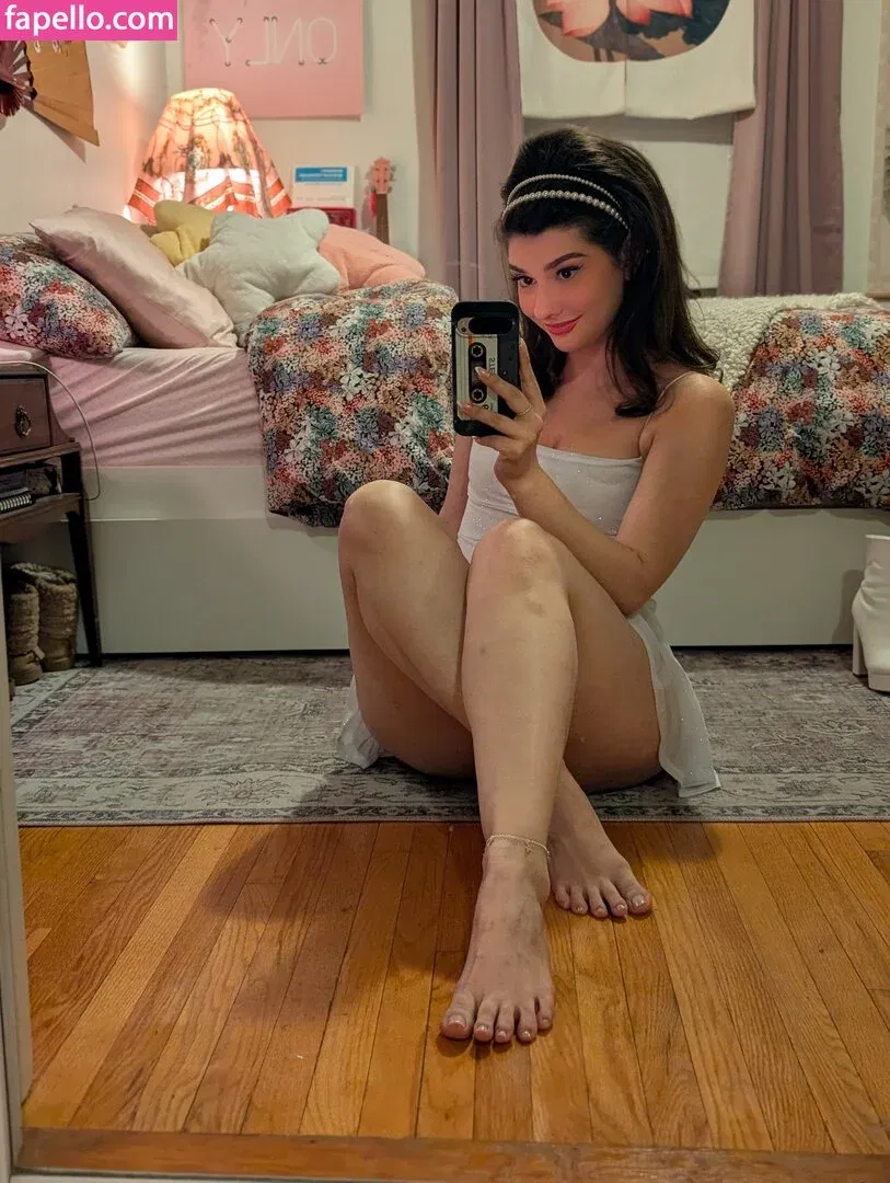 InvaderVie Onlyfans Photo Gallery 