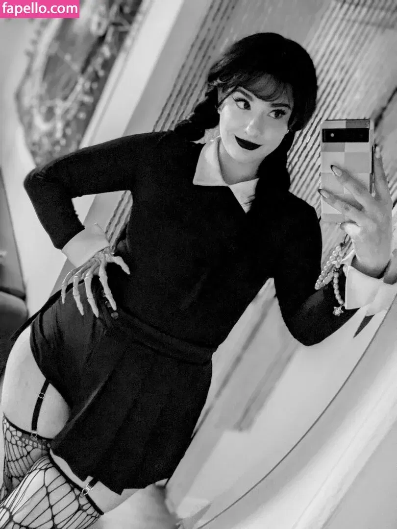 InvaderVie Onlyfans Photo Gallery 