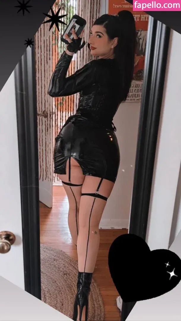 InvaderVie Onlyfans Photo Gallery 