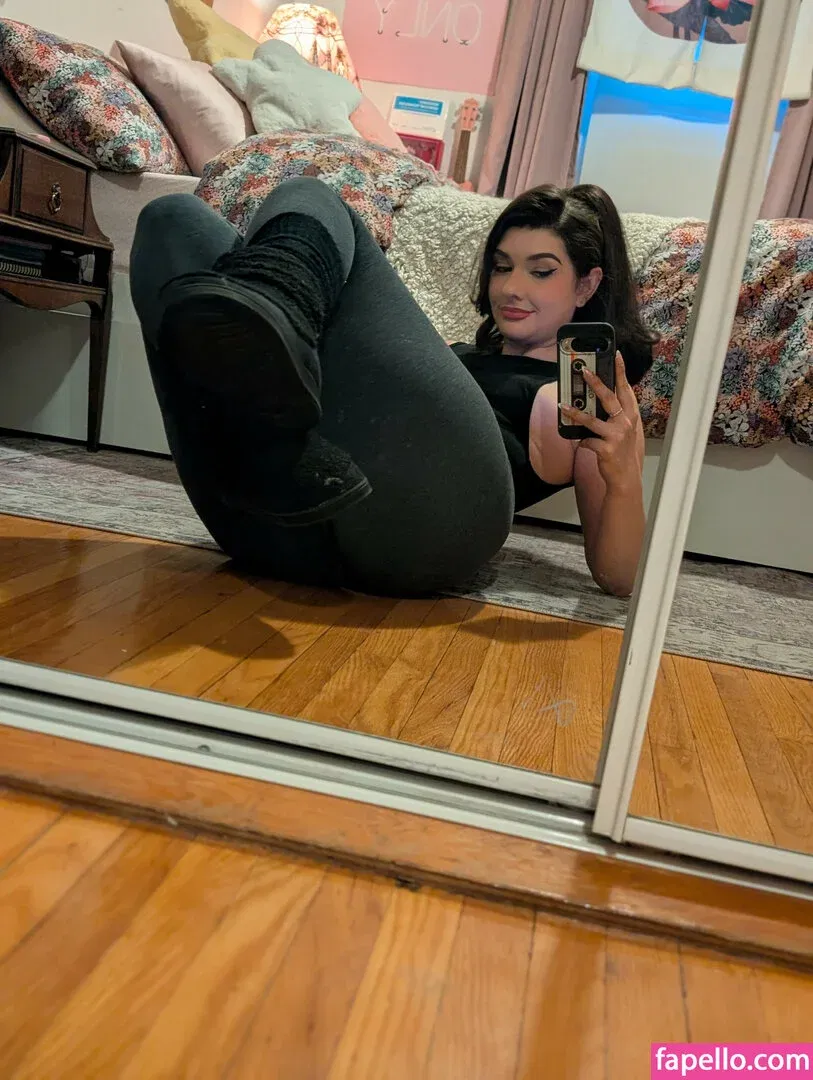 InvaderVie Onlyfans Photo Gallery 