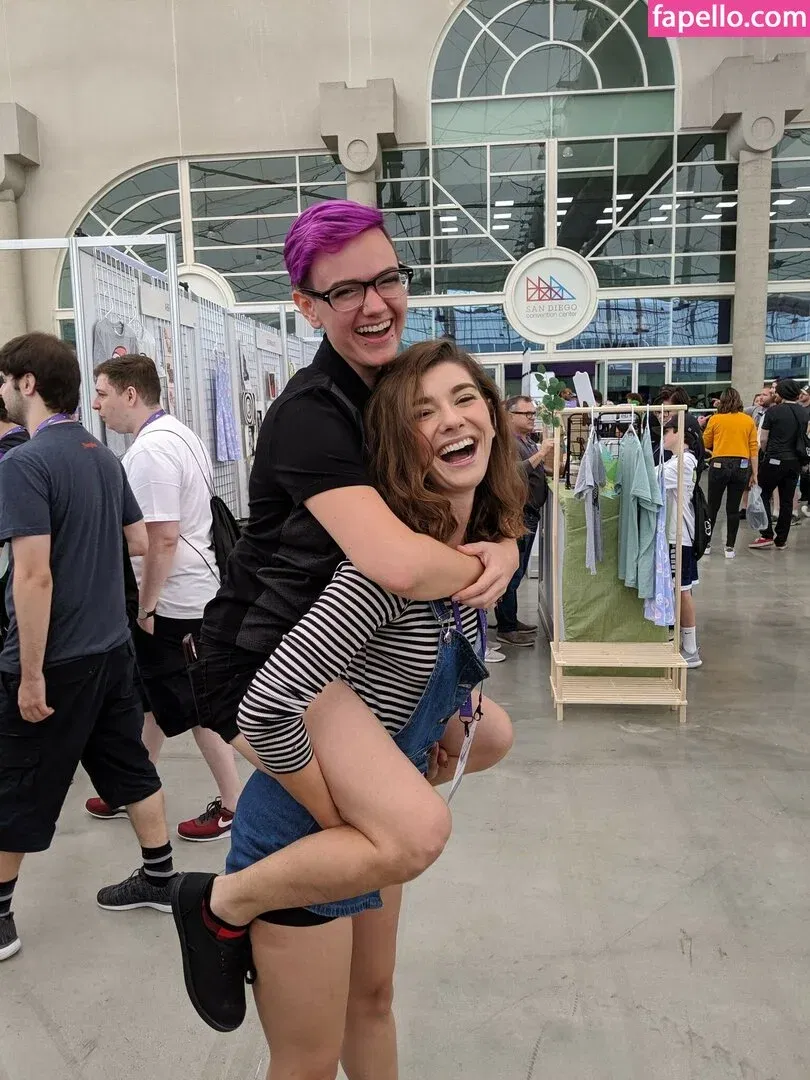 InvaderVie Onlyfans Photo Gallery 