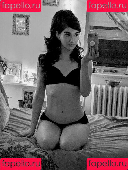 InvaderVie Onlyfans Photo Gallery 