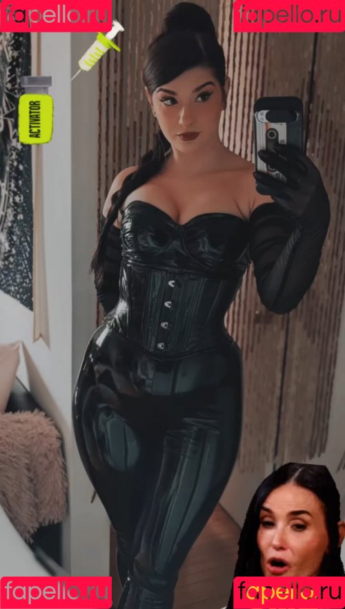 InvaderVie Onlyfans Photo Gallery 