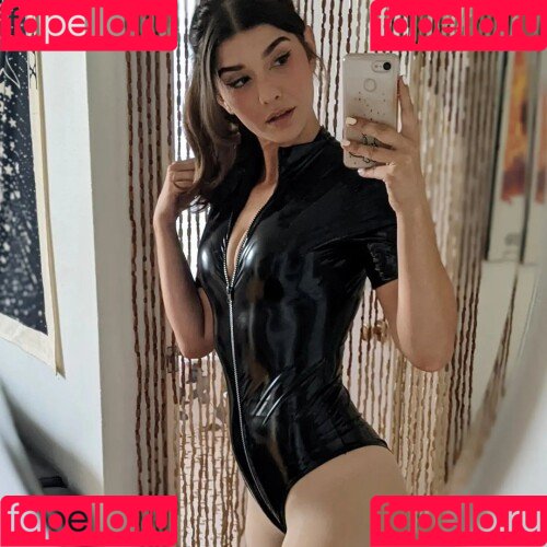 InvaderVie Onlyfans Photo Gallery 