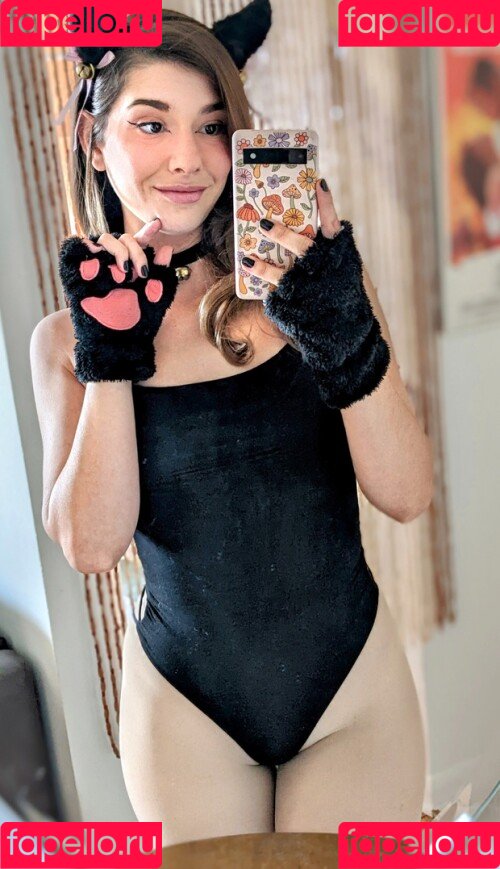 InvaderVie Onlyfans Photo Gallery 