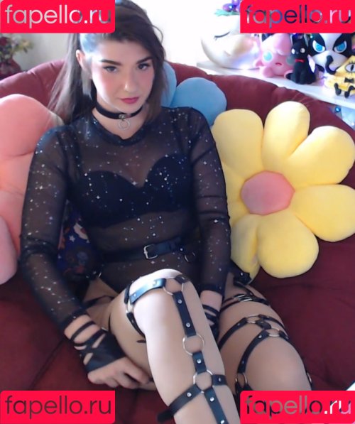 InvaderVie Onlyfans Photo Gallery 