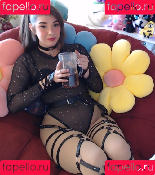 InvaderVie Onlyfans Photo Gallery 